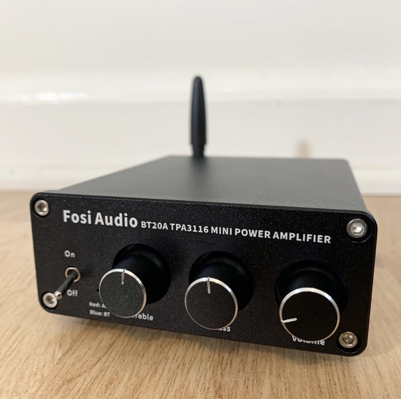 Fosi BT20A Review – A Budget Amp With A Budget Sound